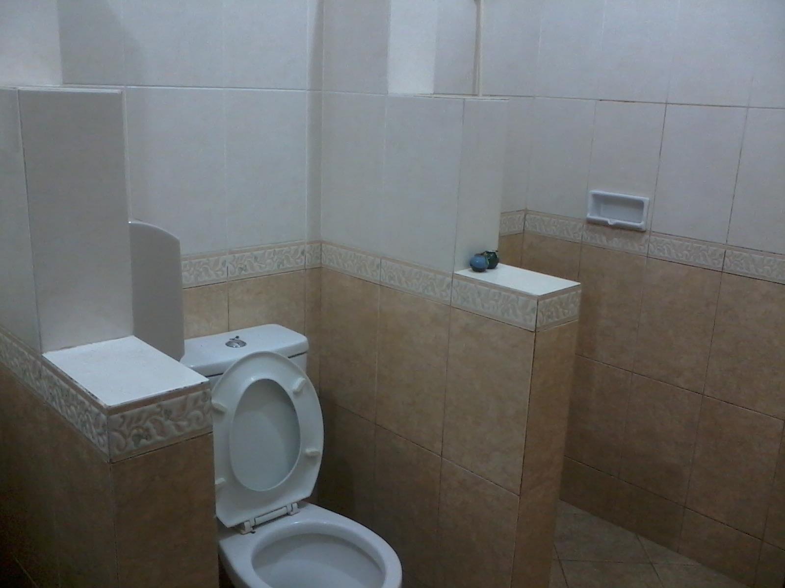 מאלאנג Reddoorz Plus Near Brawijaya Museum מראה חיצוני תמונה
